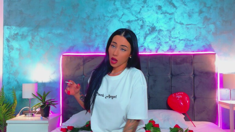 Hazzell's Streamate show and profile