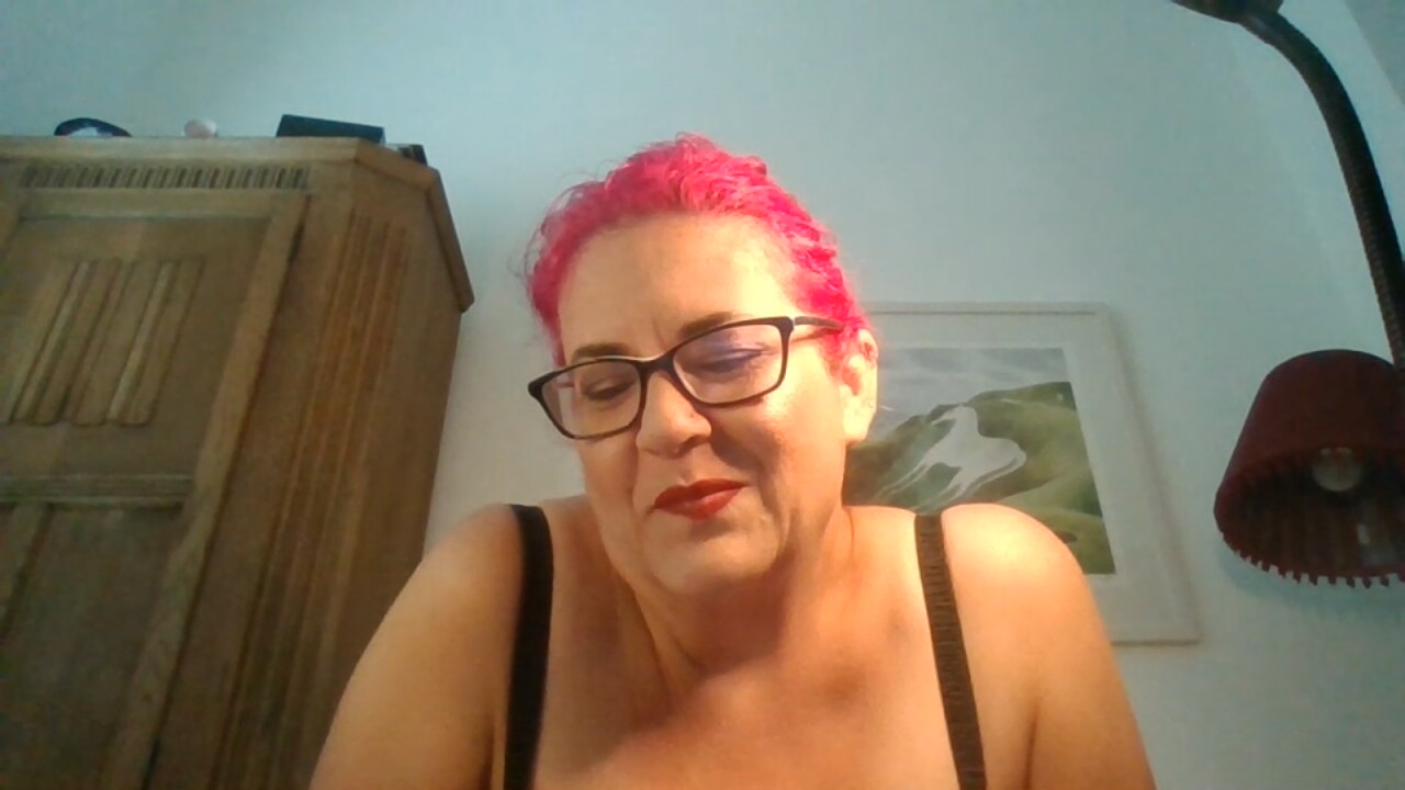 KinkyCorina