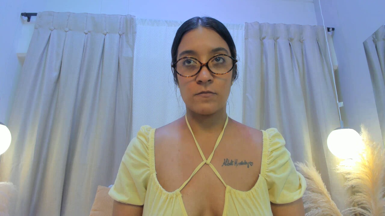 Sharlotte_Rose
