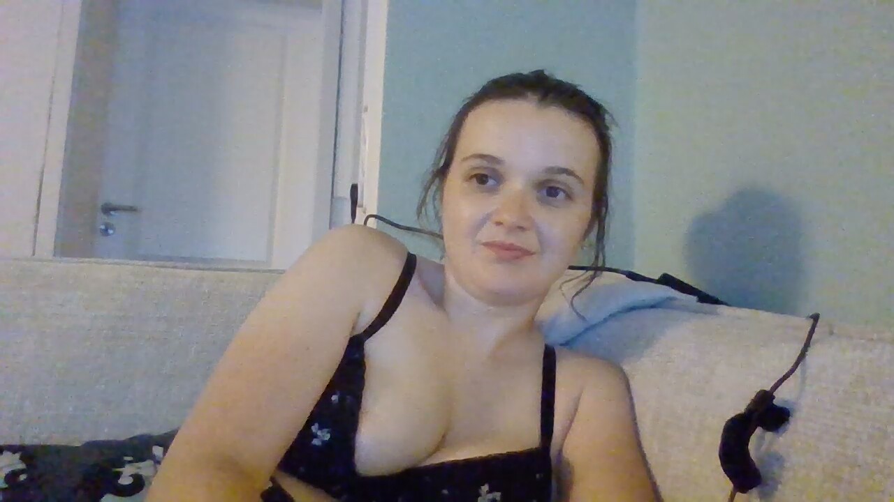 Naughty_LittleCara