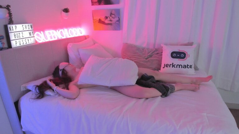 QueenChloeXO's Streamate show and profile