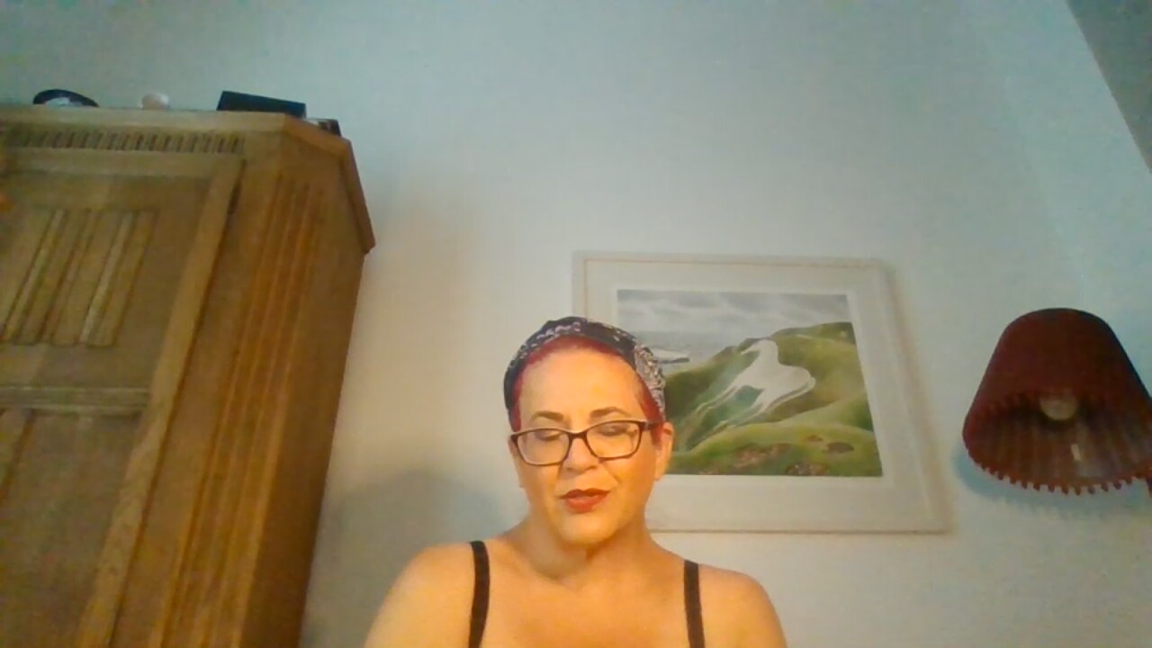 KinkyCorina